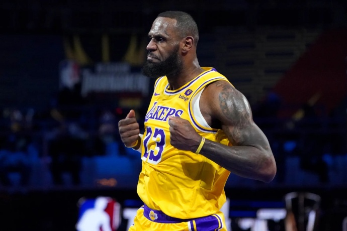 湖人和詹姆斯预计 2026 年分开,双方没讨论过续约 湖人和詹姆斯预计 2026 年分开,双方没讨论过续约